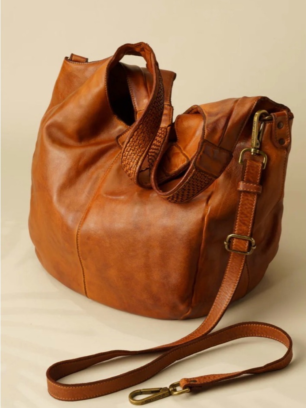 NWT Lusher Bayside84 Oversized Vintage Hobo Carryall
Beautiful leather smell!! - Picture 10 of 16